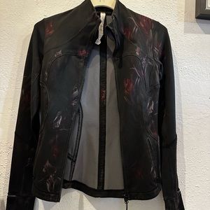 Lululemon women sweater